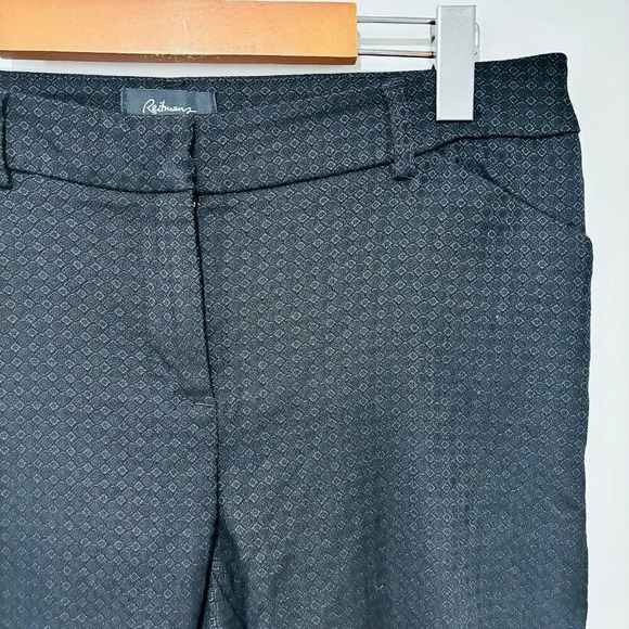 🦋3/25$🦋 REITMANS – Black patterned straight-leg pants | Petite 10 • - Picture 7 of 9